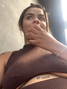 Kaily Sweet16 online show from September 2025 09:32:02 PM