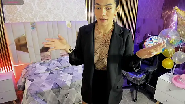 Rosalind tay online show from October 2025 11:51:01 AM