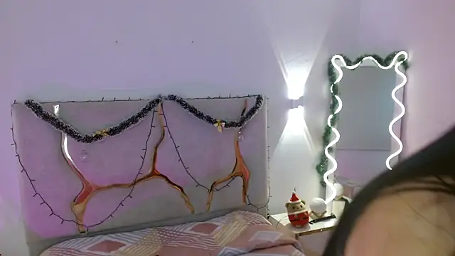 Snapshot of Rosalind_tay chatting on December 2025 11:05:02 AM Rosalind tay online show from December 2025 11:05:02 AM