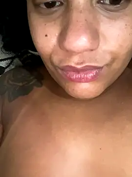 morenaluaa online show from November 2025 08:02:02 PM