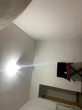 morenaluaa online show from September 2025 10:13:01 PM