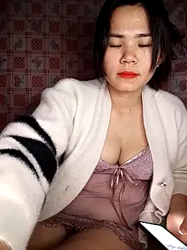Ladygirl x online show from December 2025 06:12:01 PM
