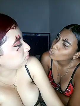 Chloe Sky love online show from October 2025 04:57:01 AM