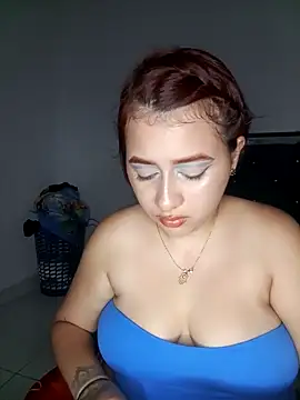 Snapshot of Chloe_Sky_love chatting on April 2026 04:08:01 AM Chloe Sky love online show from April 2026 04:08:01 AM