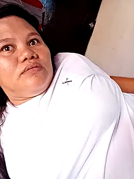 Snapshot of xxwild_pussyxx chatting on November 2025 03:44:01 AM xxwild pussyxx online show from November 2025 03:44:01 AM