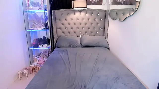 Lars empress online show from February 2026 03:07:02 AM