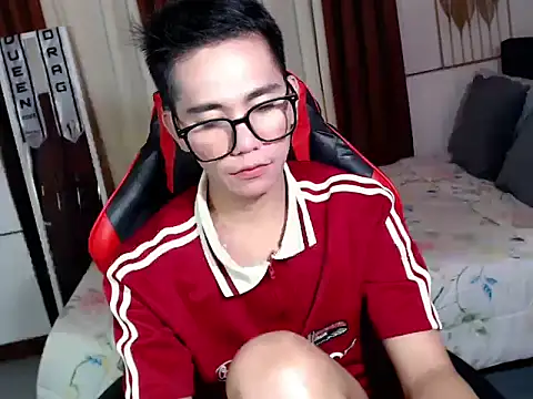 drinkmycumx online show from February 2026 03:18:01 PM