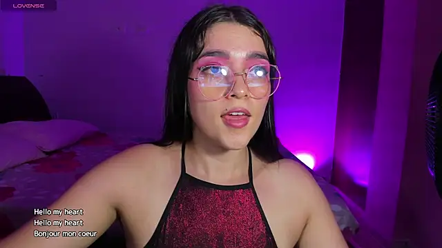 Luciemaurerr online show from October 2025 04:03:02 AM