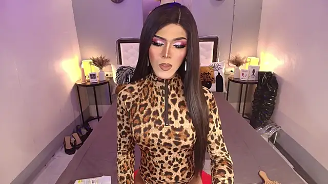 TatianaWil online show from October 2025 02:44:02 AM