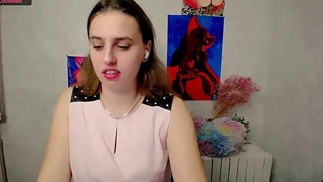 AmandaDimond  online show from October 2025 11:42:02 AM