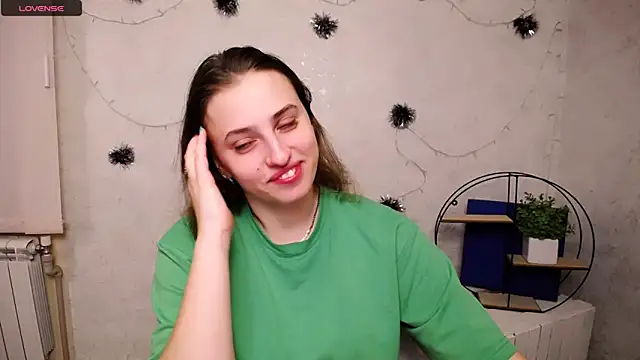 AmandaDimond  online show from February 2026 12:45:01 PM