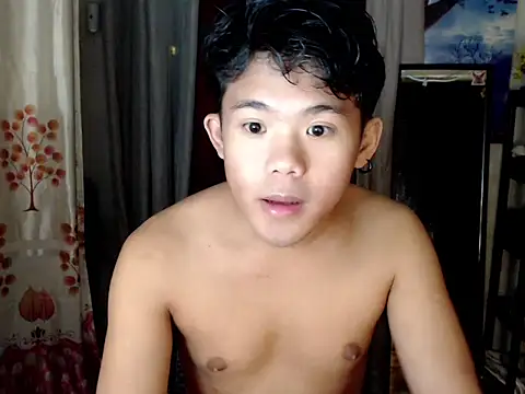 Snapshot of twink_asianbunny chatting on October 2025 05:03:02 PM twink asianbunny online show from October 2025 05:03:02 PM