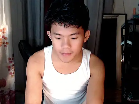 Snapshot of twink_asianbunny chatting on September 2025 04:24:01 PM twink asianbunny online show from September 2025 04:24:01 PM