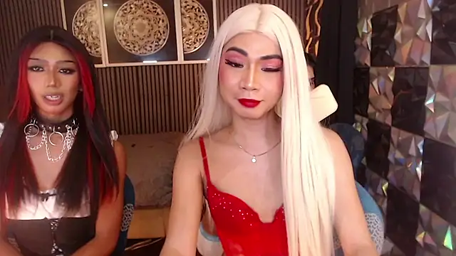 BigCockMaxineTS online show from July 2026 07:06:02 PM
