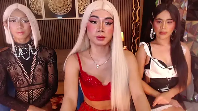 BigCockMaxineTS online show from July 2026 06:32:01 PM