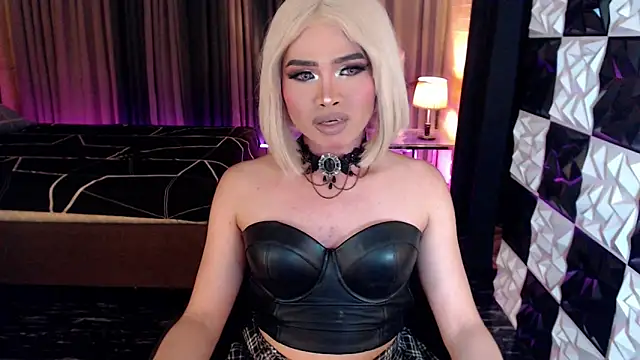 BigCockMaxineTS online show from October 2025 05:36:01 PM