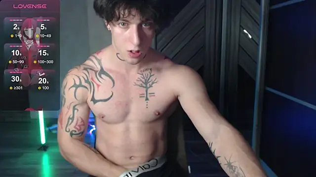 Brendan  Piks online show from November 2025 07:03:01 PM