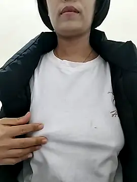 Snapshot of love_sexy090 chatting on January 2026 11:55:01 PM love sexy090 online show from January 2026 11:55:01 PM