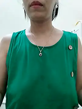 love sexy090 online show from May 2026 12:17:01 AM