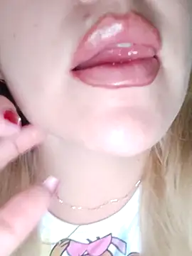 cameron 06 online show from April 2026 11:47:01 AM