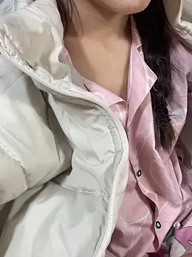 Mina048 online show from December 2025 05:38:01 PM