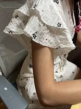 Mina048 online show from June 2026 08:14:01 AM