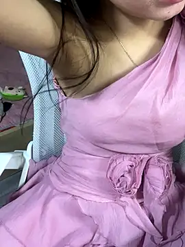 Snapshot of Mina048 chatting on October 2025 04:39:02 PM Mina048 online show from October 2025 04:39:02 PM