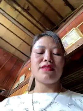 Snapshot of MychuSweet chatting on October 2025 02:57:01 AM MychuSweet online show from October 2025 02:57:01 AM