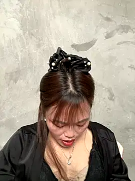 Snapshot of MychuSweet chatting on November 2025 06:25:01 AM MychuSweet online show from November 2025 06:25:01 AM