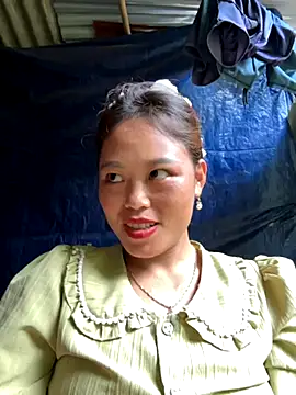 Snapshot of MychuSweet chatting on October 2025 02:57:02 AM MychuSweet online show from October 2025 02:57:02 AM