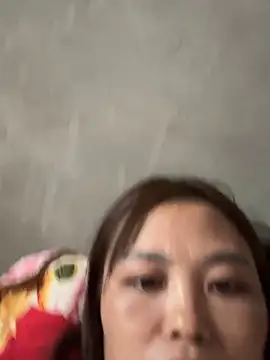 Snapshot of MychuSweet chatting on October 2025 03:40:02 AM MychuSweet online show from October 2025 03:40:02 AM