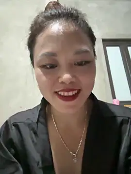 Snapshot of MychuSweet chatting on October 2025 01:04:02 PM MychuSweet online show from October 2025 01:04:02 PM