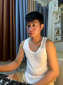 xshyboyx online show from January 2026 02:55:02 PM