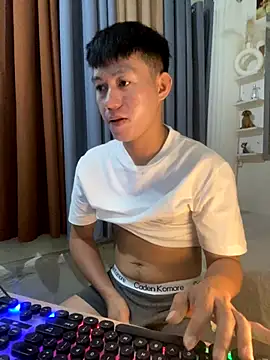 xshyboyx online show from October 2025 04:46:01 AM