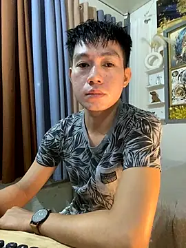 xshyboyx online show from November 2025 11:25:02 AM