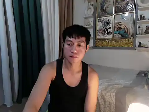 xshyboyx online show from May 2026 01:53:01 PM