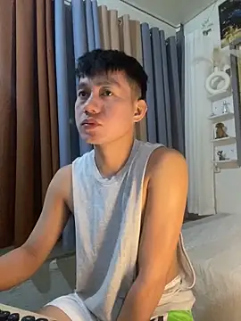 xshyboyx online show from October 2025 11:55:01 AM