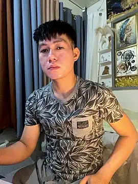 xshyboyx online show from January 2026 12:01:01 PM