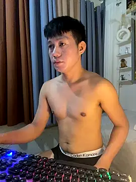 xshyboyx online show from October 2025 02:44:02 AM