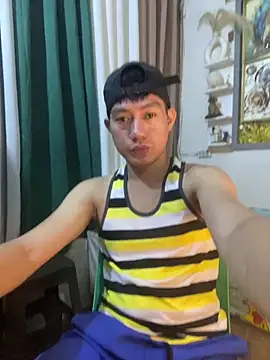 xshyboyx online show from July 2026 02:16:01 PM