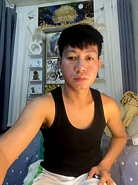 xshyboyx online show from October 2025 04:25:01 AM