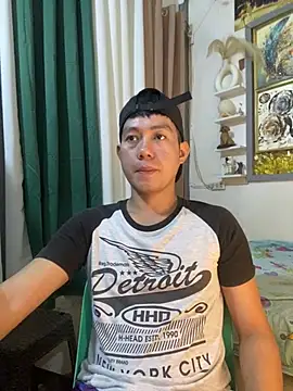 xshyboyx online show from July 2026 03:25:02 AM