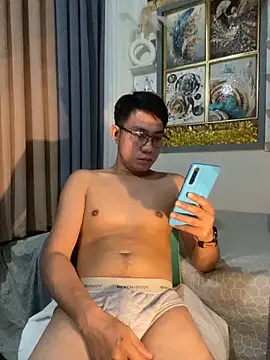 xshyboyx online show from September 2025 03:34:01 PM