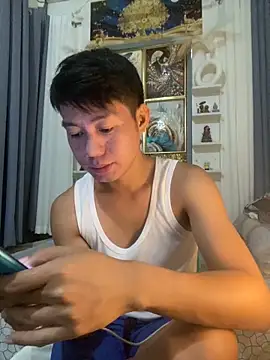xshyboyx online show from September 2025 03:31:02 AM