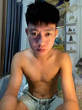 xshyboyx online show from September 2025 03:49:01 PM