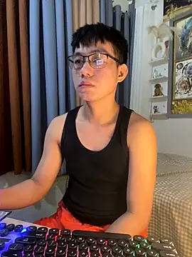 xshyboyx online show from November 2025 02:55:02 AM