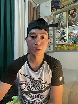 xshyboyx online show from July 2026 12:39:01 PM