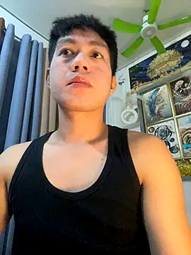 xshyboyx online show from October 2025 10:04:01 AM