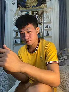 xshyboyx online show from October 2025 03:38:02 PM