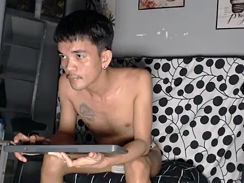 Natsboii online show from March 2026 11:19:02 AM